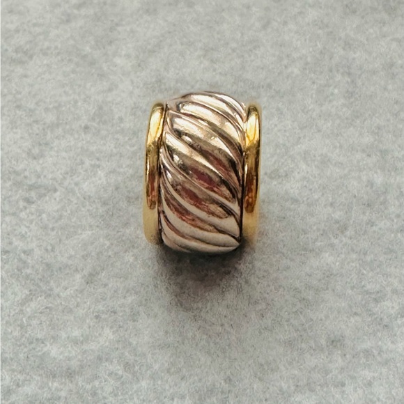 David Yurman Two Tone Cable Band - Picture 6 of 7